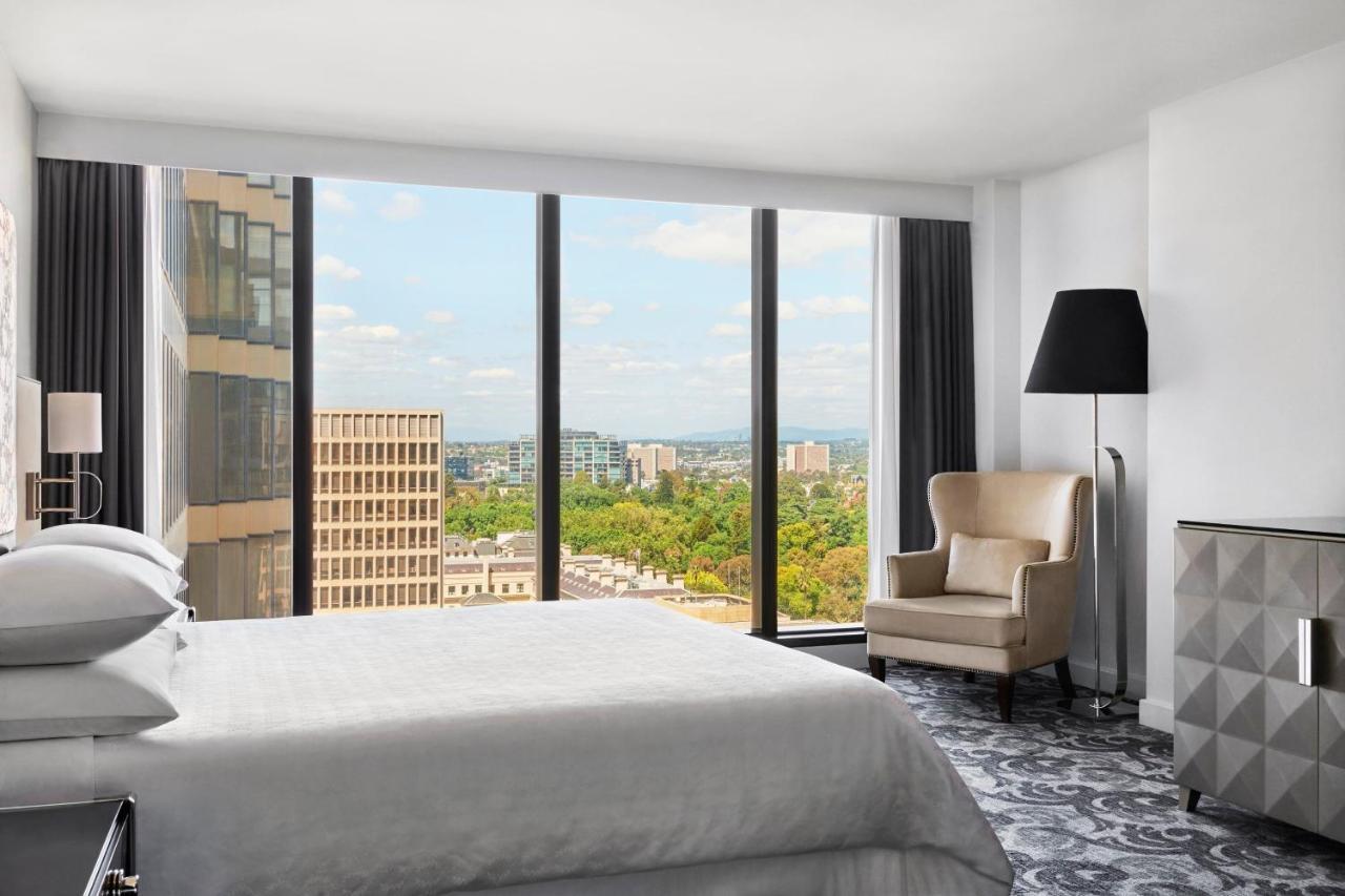 فندق شيراتون ملبورن المظهر الخارجي الصورة A bedroom at the Westin