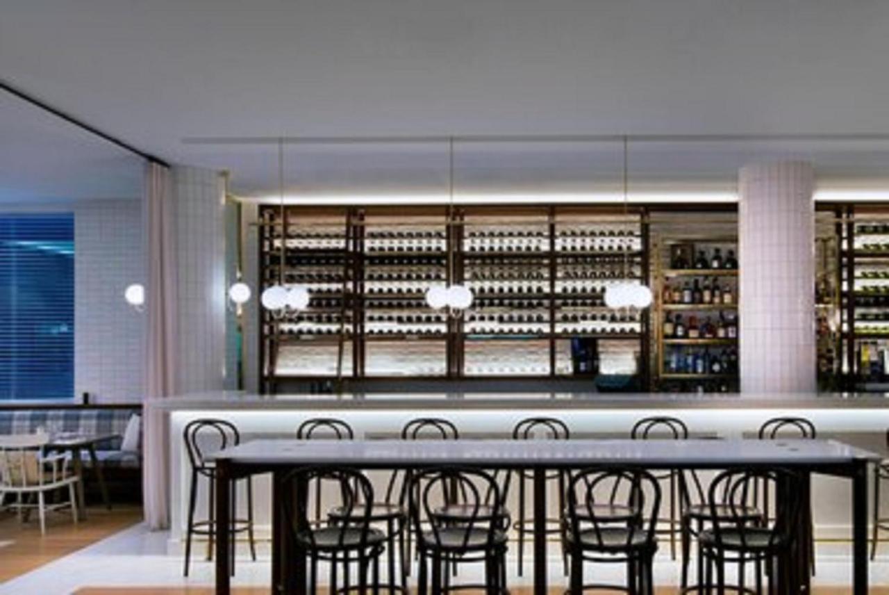 فندق شيراتون ملبورن المظهر الخارجي الصورة The bar at the restaurant
